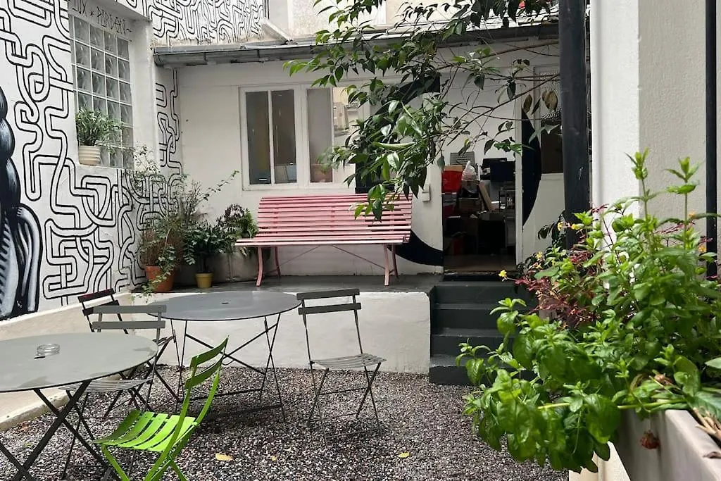 Homestay Superbe Maison Pres Du Sacre Coeur Paris France
